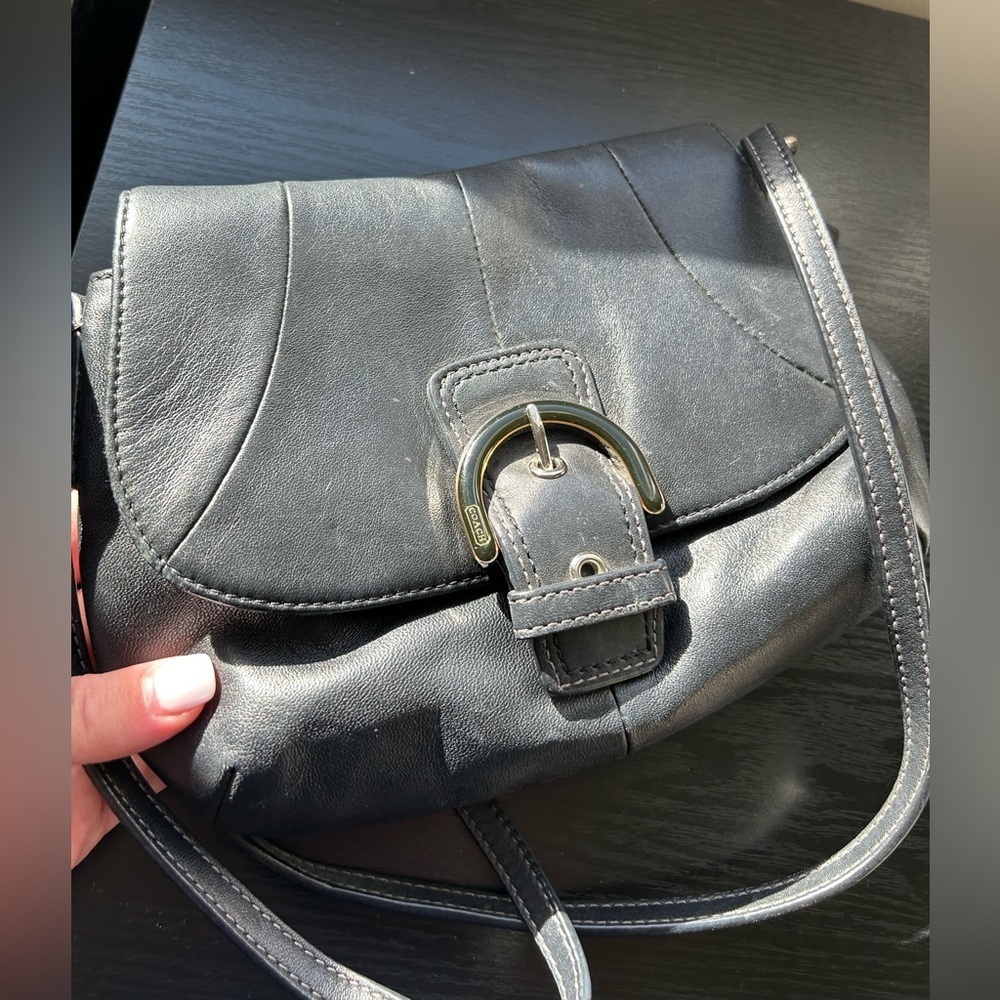 Vintage Coach SoHo Black Leather Flap Buckle Crossbody Bag - Picture 2 of 12